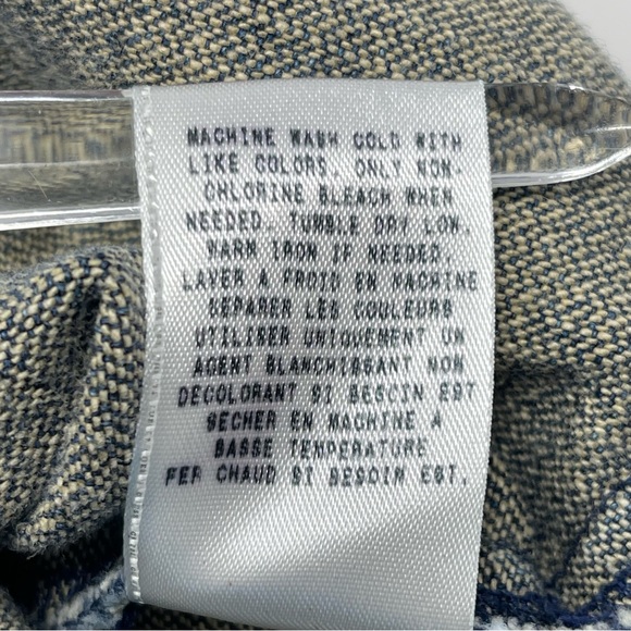 Guess Jean Denim Jacket Distressed Guess Patch 100% Cotton Layering Sz.Small - Picture 11 of 11